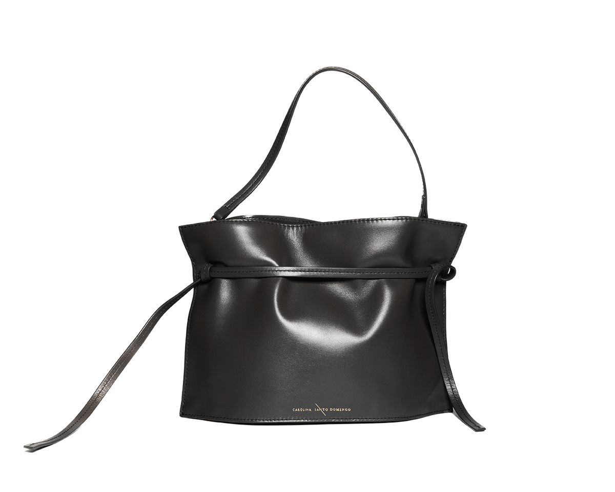 CARLOTTI ブラックレザーハンドバッグ Cleo Pochette (Black) – carolina santo domingo
